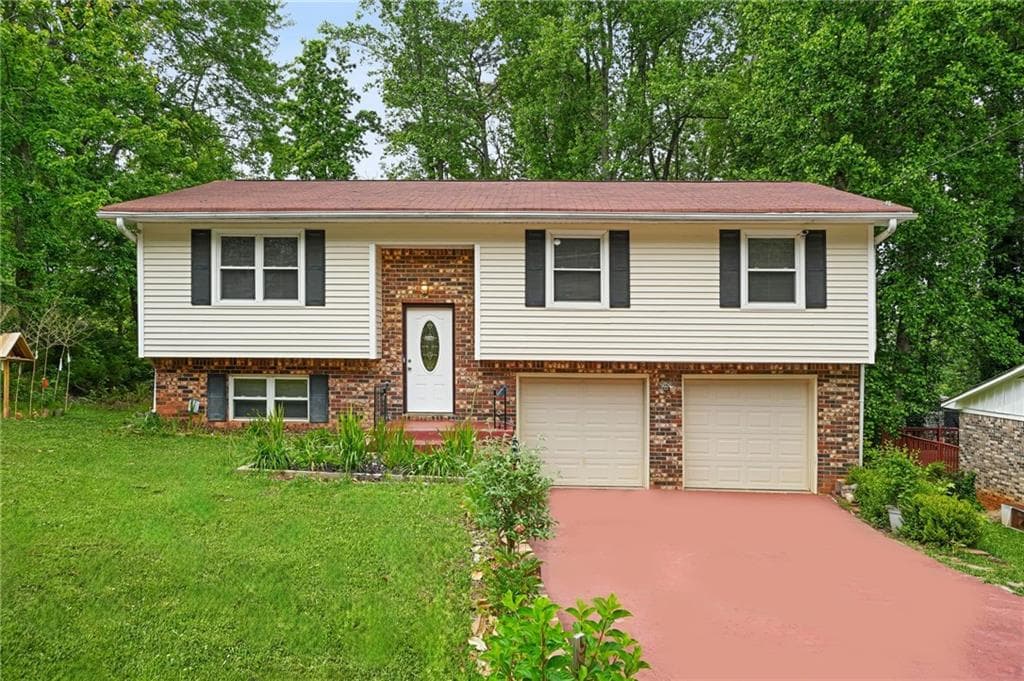 1476 Indian Forest Trail, Stone Mountain, GA 30083 — most recent listing photo