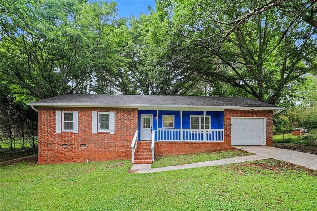 4 bedroom, 3 bathroom, 1,492 sq ft single family residence sold at 19 Thomas Way, Newnan, GA 30263