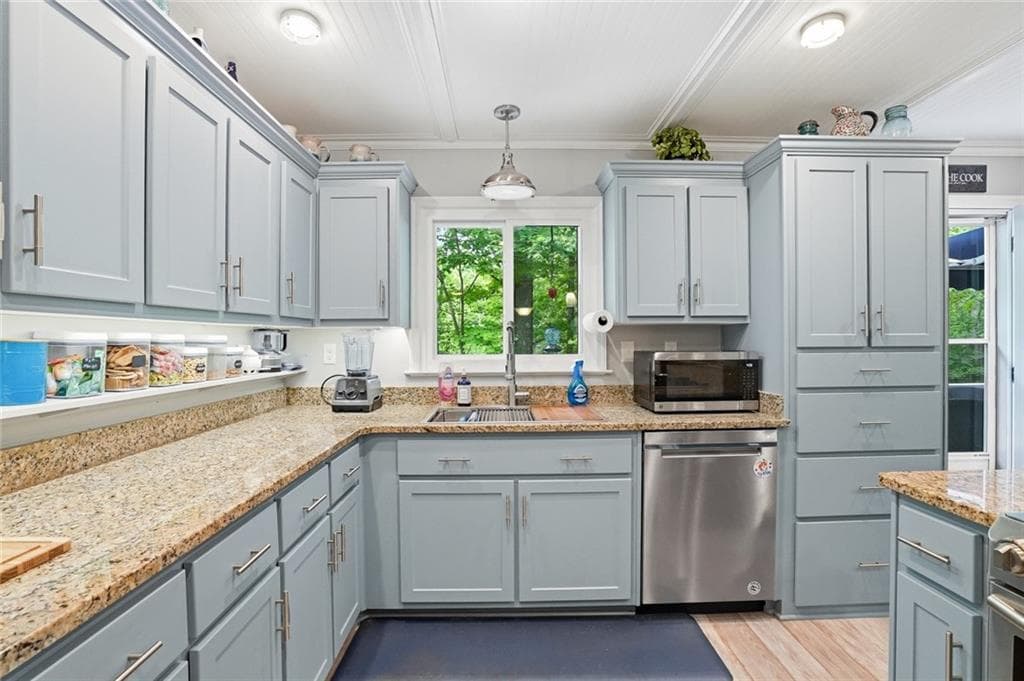 2 bedroom, 2 bathroom, 1,728 sq ft single family residence for sale at 62 Elm Terrace, Ellijay, GA 30540 — photo 10