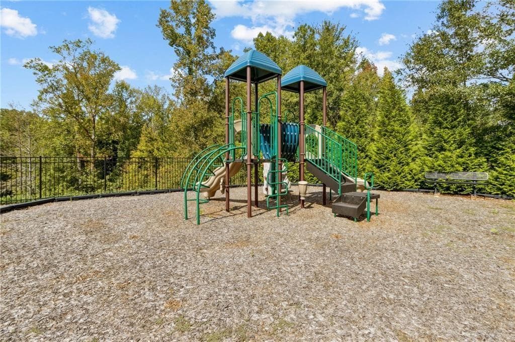 single family residence for sale at 1194 Pinnacle Drive, Hoschton, GA 30548 — photo 7