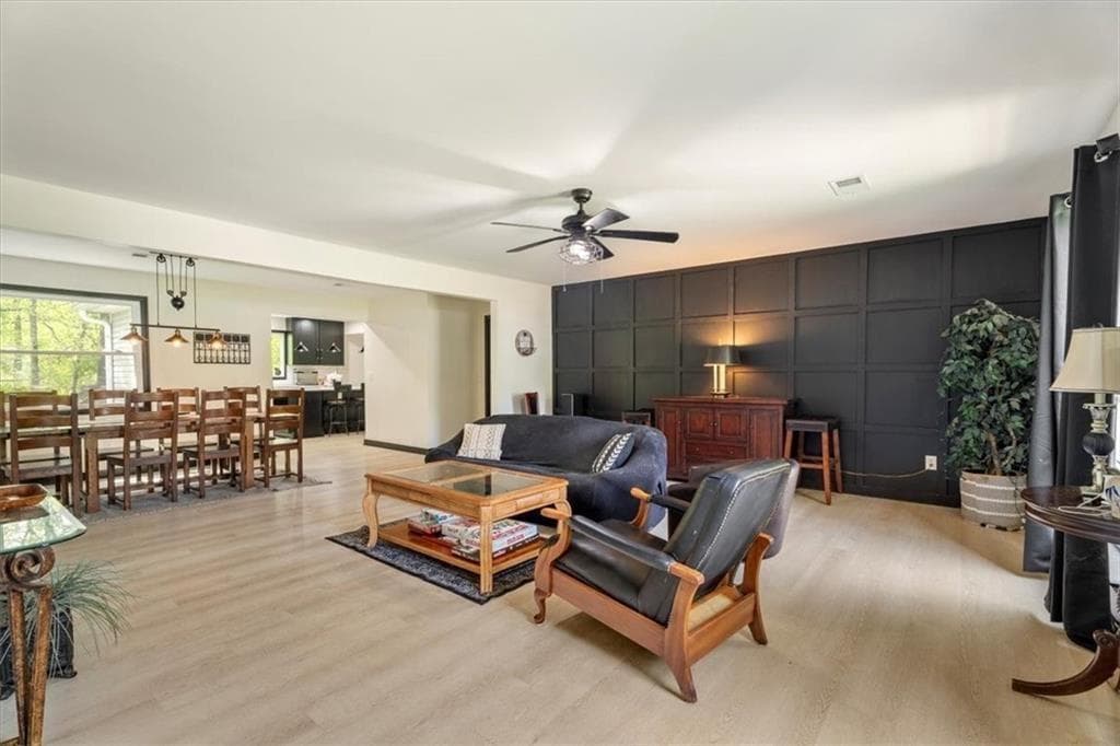 5 bedroom, 4 bathroom, 4,148 sq ft single family residence for sale at 165 Colony Circle, Canton, GA 30114 — photo 5