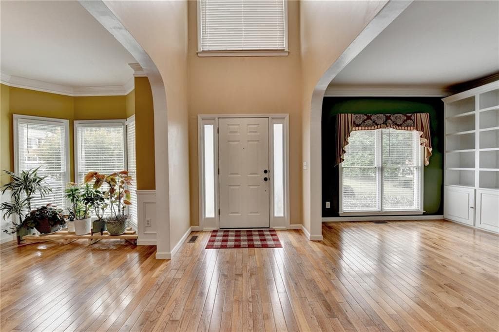 3 bedroom, 3 bathroom, 3,188 sq ft single family residence for sale at 868 Branch Tree Court, Lawrenceville, GA 30043 — photo 3