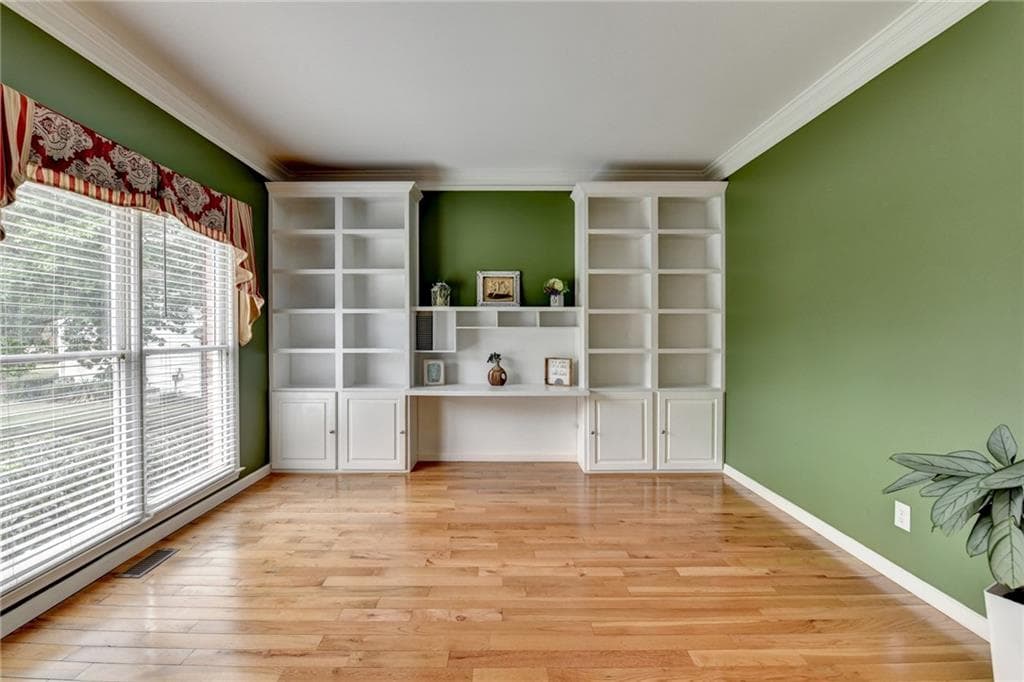 3 bedroom, 3 bathroom, 3,188 sq ft single family residence for sale at 868 Branch Tree Court, Lawrenceville, GA 30043 — photo 4