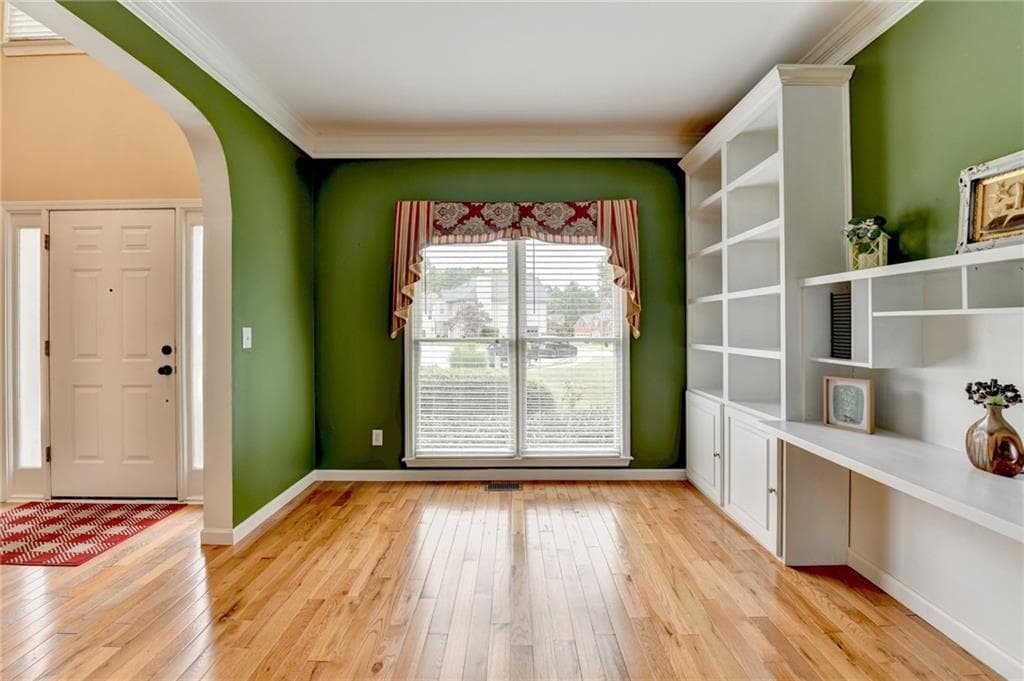3 bedroom, 3 bathroom, 3,188 sq ft single family residence for sale at 868 Branch Tree Court, Lawrenceville, GA 30043 — photo 5