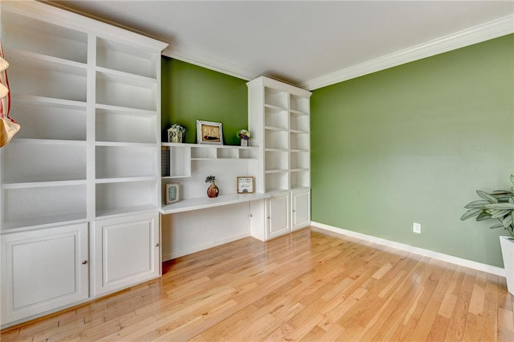 3 bedroom, 3 bathroom, 3,188 sq ft single family residence for sale at 868 Branch Tree Court, Lawrenceville, GA 30043 — photo 6