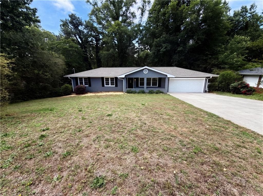 3 bedroom, 2 bathroom, 2,450 sq ft single family residence for sale at 190 Stroud Drive, Mableton, GA 30126 — photo 1 of 29