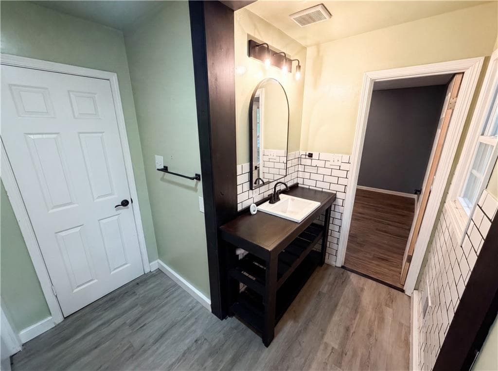 3 bedroom, 2 bathroom, 2,450 sq ft single family residence for sale at 190 Stroud Drive, Mableton, GA 30126 — photo 6