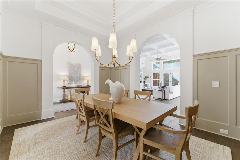 6 bedroom, 6 bathroom, 6,037 sq ft single family residence under contract at 101 Smith Forest Lane, Alpharetta, GA 30004 — photo 9