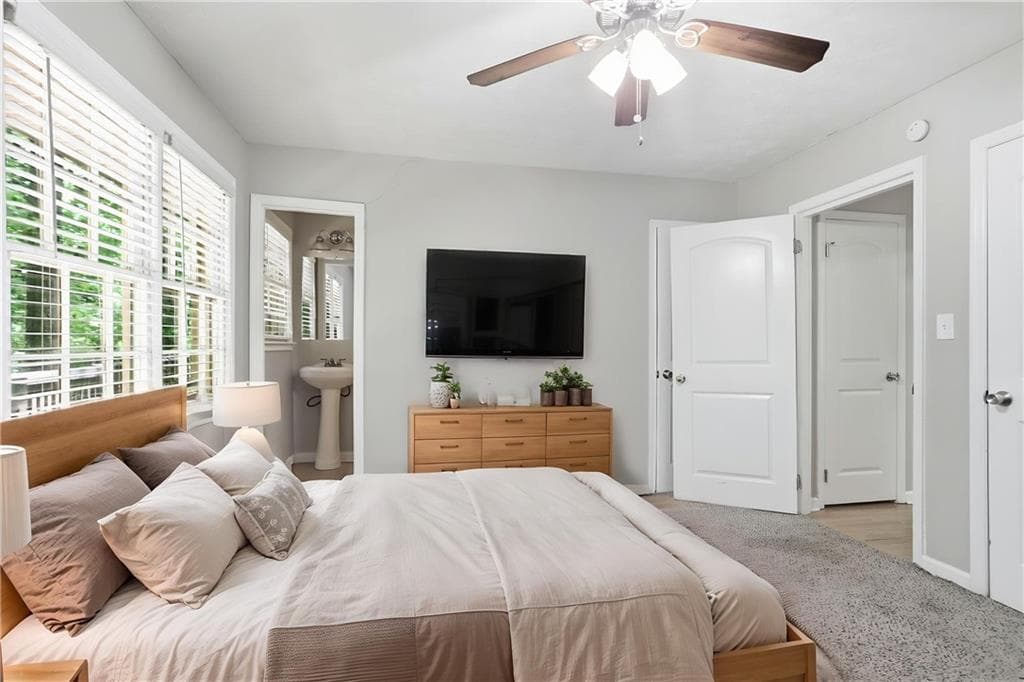 3 bedroom, 2 bathroom, 1,880 sq ft single family residence for sale at 3082 Lake Ranch Drive, Gainesville, GA 30506 — photo 8
