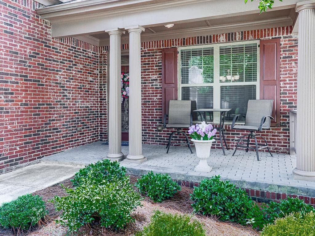 4 bedroom, 3 bathroom, 5,247 sq ft single family residence for sale at 210 Aster Court, Canton, GA 30114 — photo 8