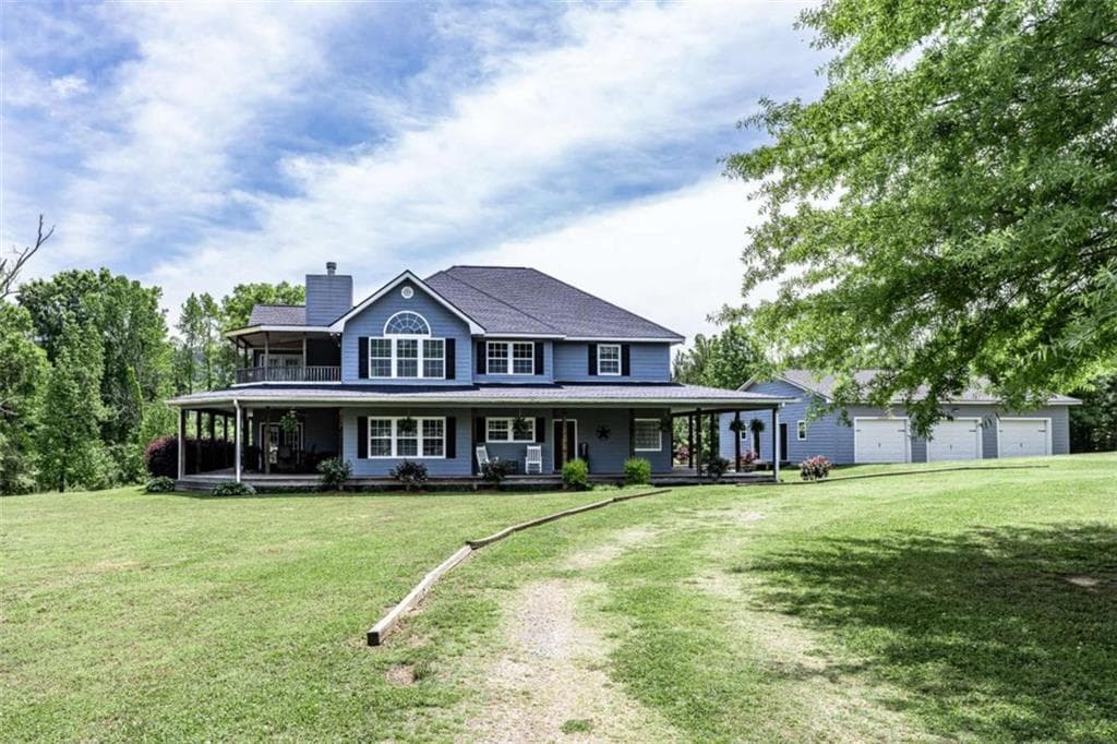 5 bedroom, 4 bathroom, 5,442 sq ft single family residence for sale at 312 E Armuchee Road, Summerville, GA 30747