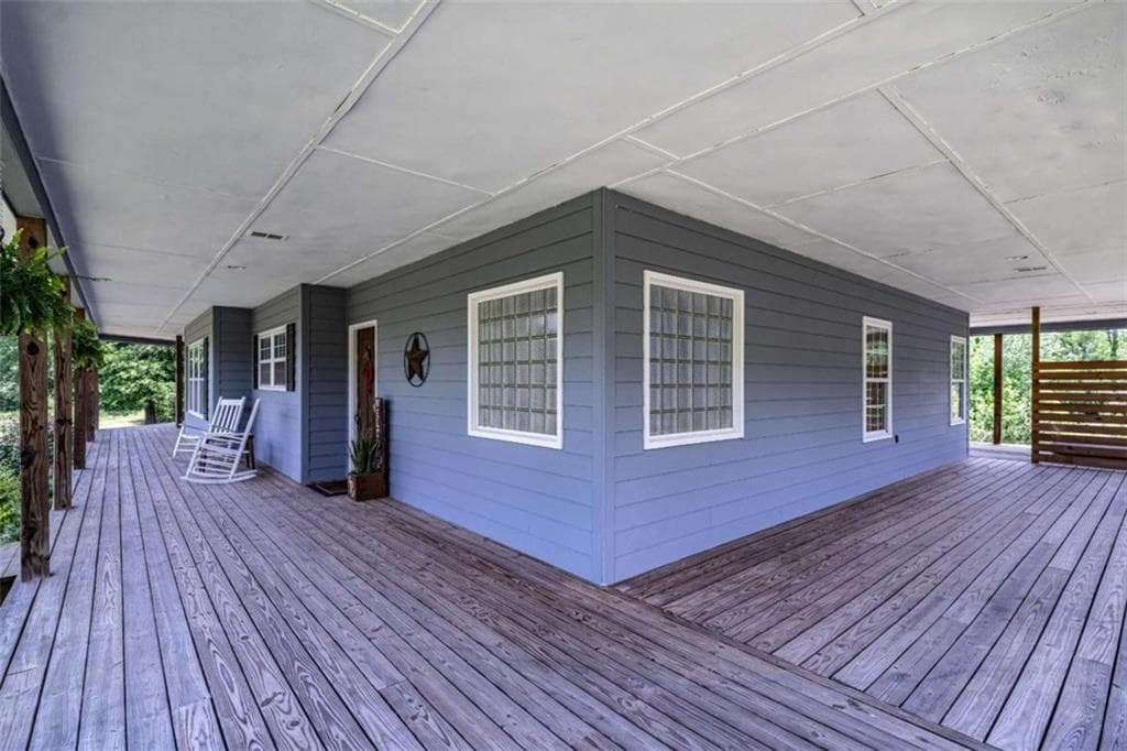 5 bedroom, 4 bathroom, 5,442 sq ft single family residence for sale at 312 E Armuchee Road, Summerville, GA 30747 — photo 3