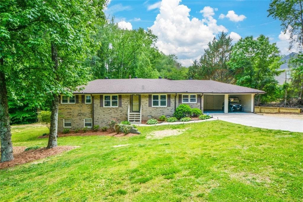 3 bedroom, 2 bathroom, 2,086 sq ft single family residence for sale at 5851 Wills Orchard Road, Cumming, GA 30040