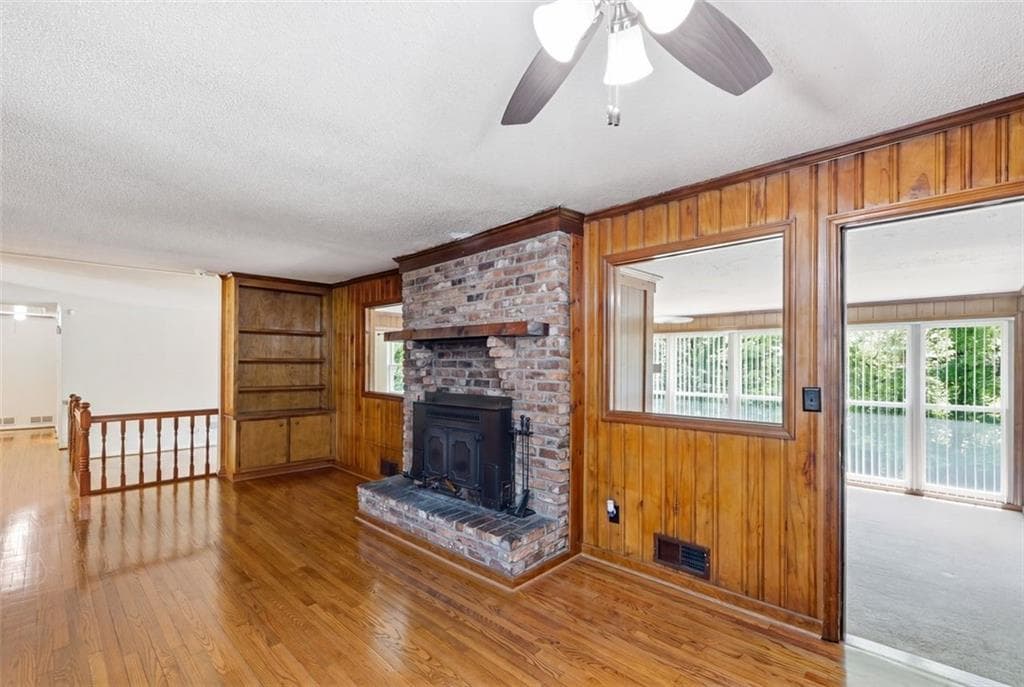 3 bedroom, 2 bathroom, 2,086 sq ft single family residence for sale at 5851 Wills Orchard Road, Cumming, GA 30040 — photo 10