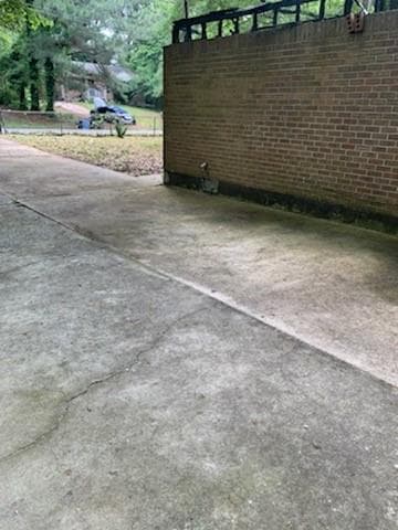 1,040 sq ft single family residence under contract at 8265 Attleboro Drive, Jonesboro, GA 30238 — photo 4