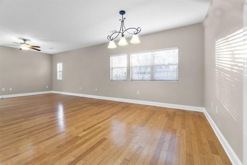 2 bedroom, 2 bathroom, 1,137 sq ft condominium for sale at 2230 Cheshire Bridge Road 412, Atlanta, GA 30324 — photo 4