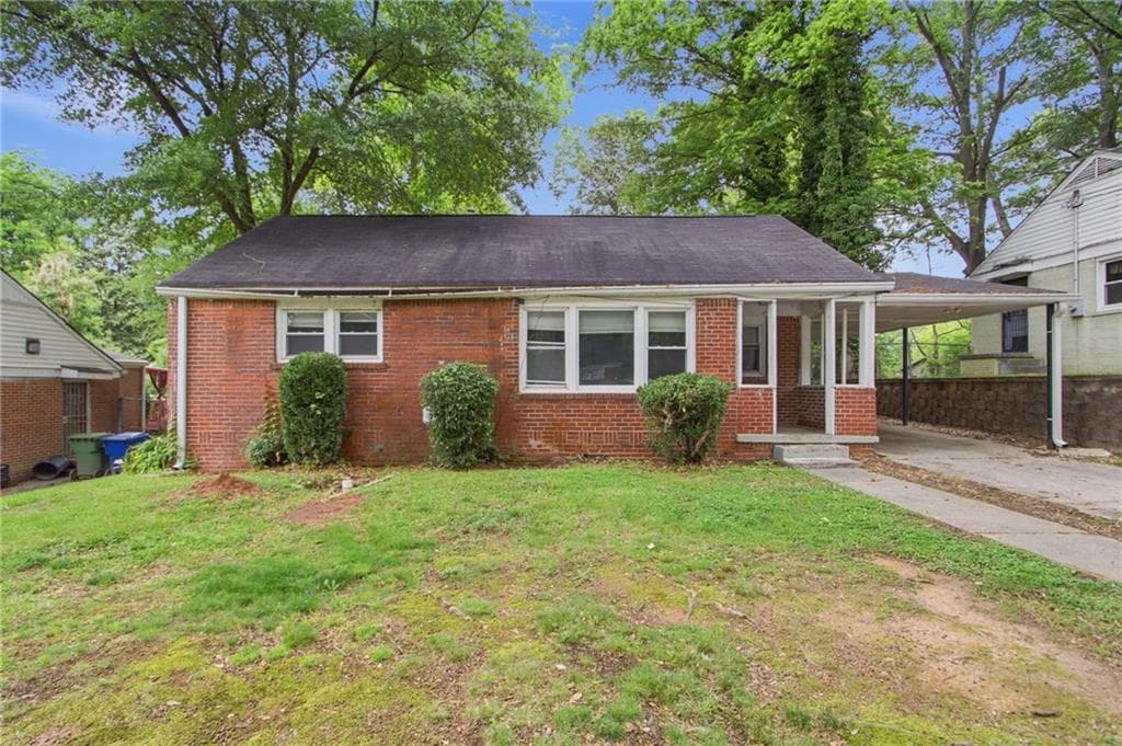 3 bedroom, 2 bathroom, 1,007 sq ft single family residence for sale at 1837 Oakmont Drive, Atlanta, GA 30314 — photo 1 of 24