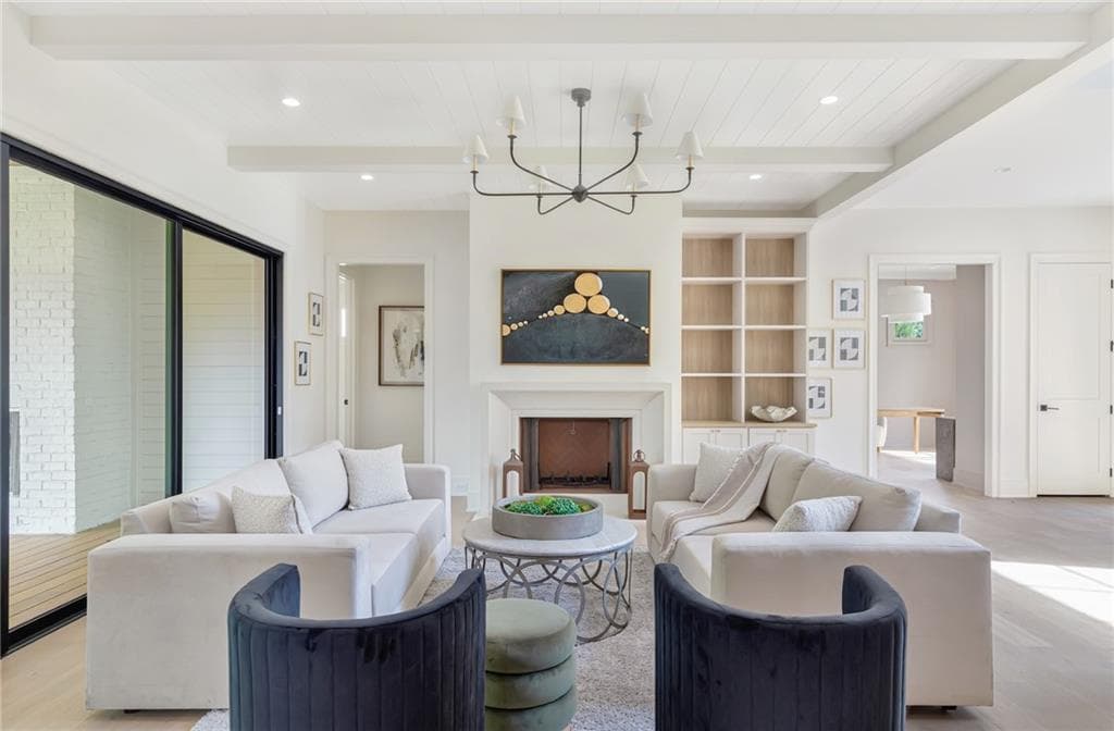 5 bedroom, 5 bathroom, 4,100 sq ft single family residence for sale at 10908 Woodstock Road, Roswell, GA 30075 — photo 5