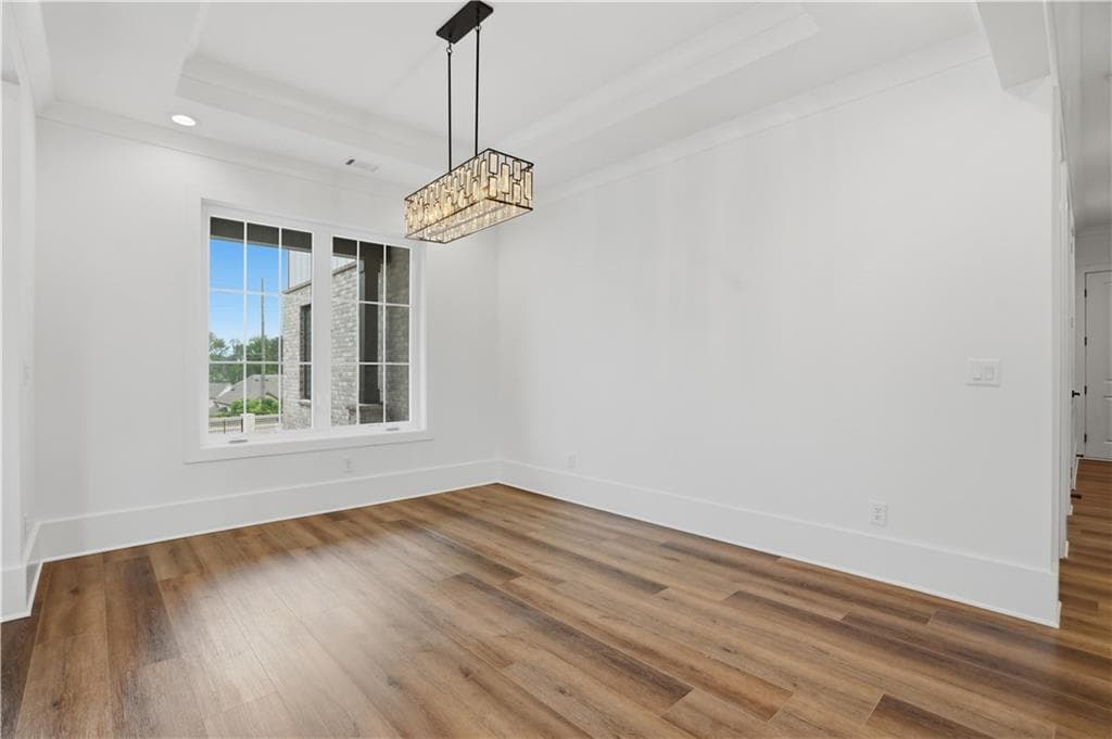 6 bedroom, 5 bathroom, 6,050 sq ft single family residence for sale at 4267 Wesley Chapel Road, Marietta, GA 30062 — photo 4