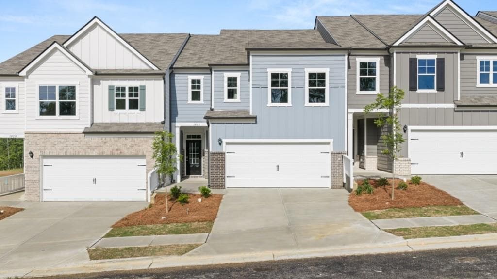 1833 Meadow Green Circle, Gainesville, GA 30501 — most recent listing photo