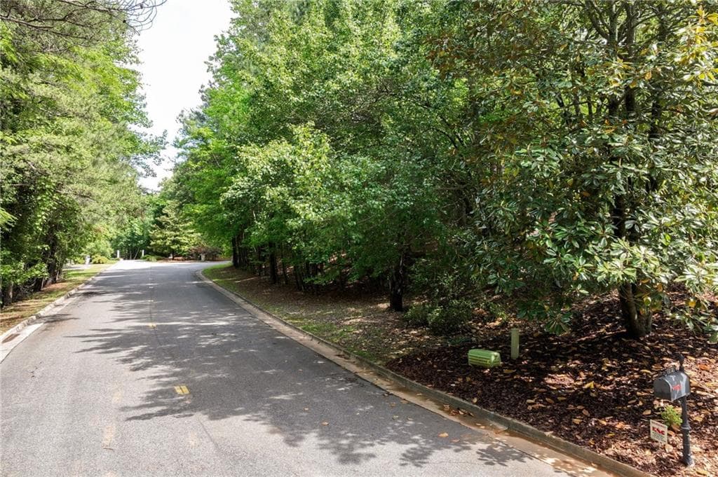 single family residence for sale at 206 Lake Pointe Drive, Gainesville, GA 30506 — photo 3