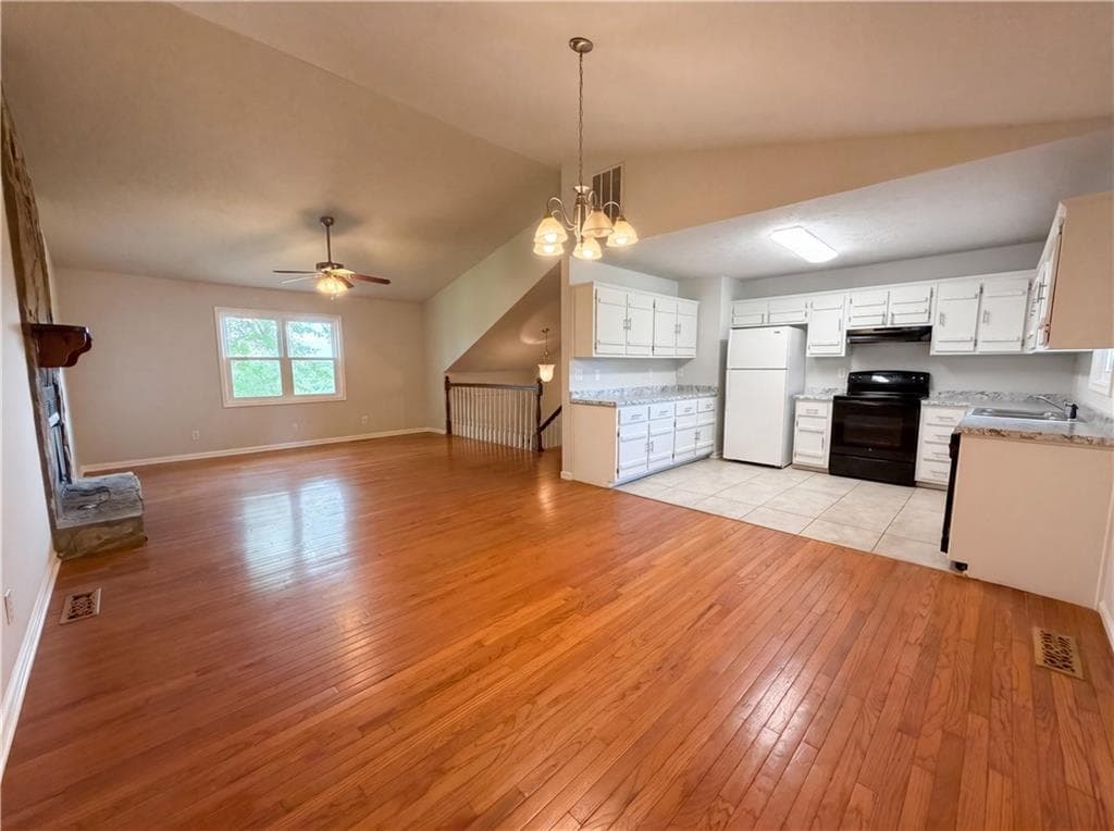 4 bedroom, 2 bathroom, 1,917 sq ft single family residence under contract at 241 Daniel Road, Villa Rica, GA 30180 — photo 6