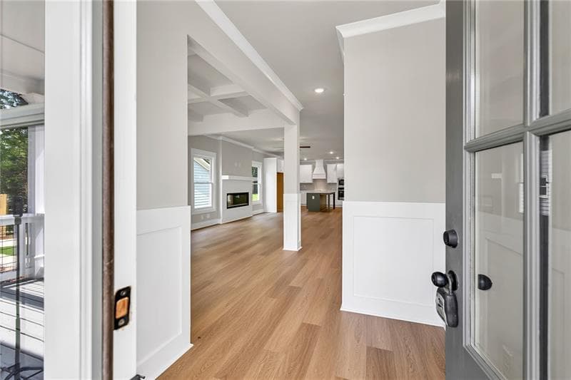 4 bedroom, 3 bathroom, 2,477 sq ft single family residence under contract at 231 E Marable Street, Monroe, GA 30655 — photo 3