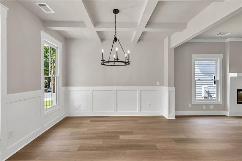 4 bedroom, 3 bathroom, 2,477 sq ft single family residence under contract at 231 E Marable Street, Monroe, GA 30655 — photo 5
