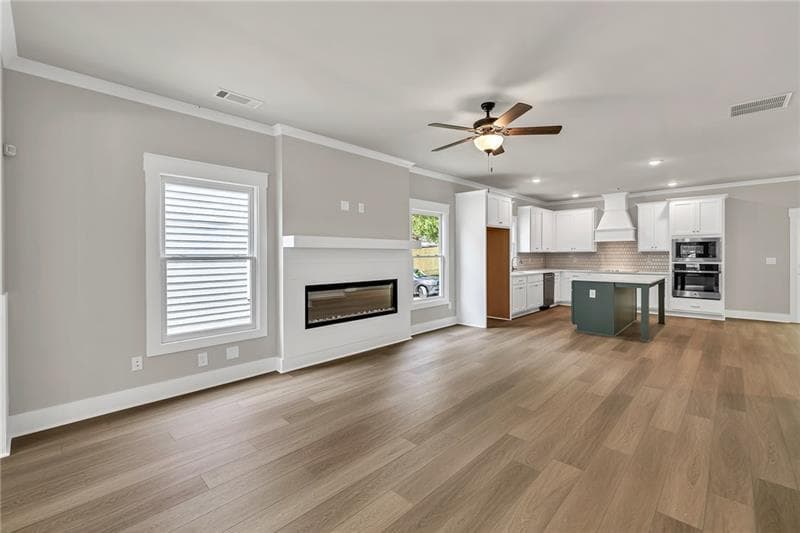 4 bedroom, 3 bathroom, 2,477 sq ft single family residence under contract at 231 E Marable Street, Monroe, GA 30655 — photo 10