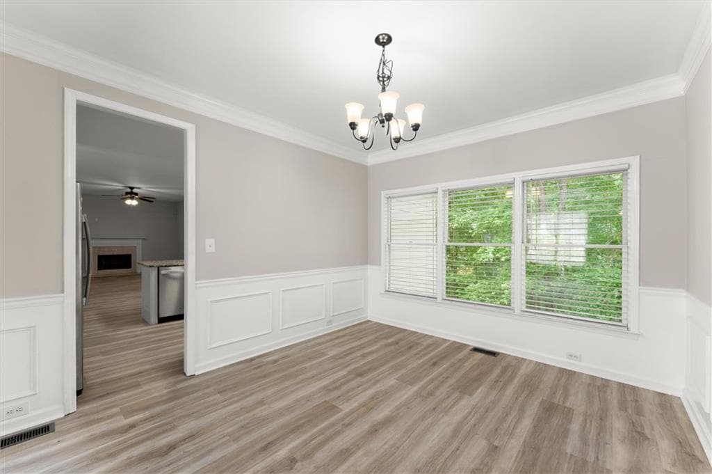 5 bedroom, 4 bathroom, 3,710 sq ft single family residence under contract at 4555 Alaspair Lane, Acworth, GA 30101 — photo 9