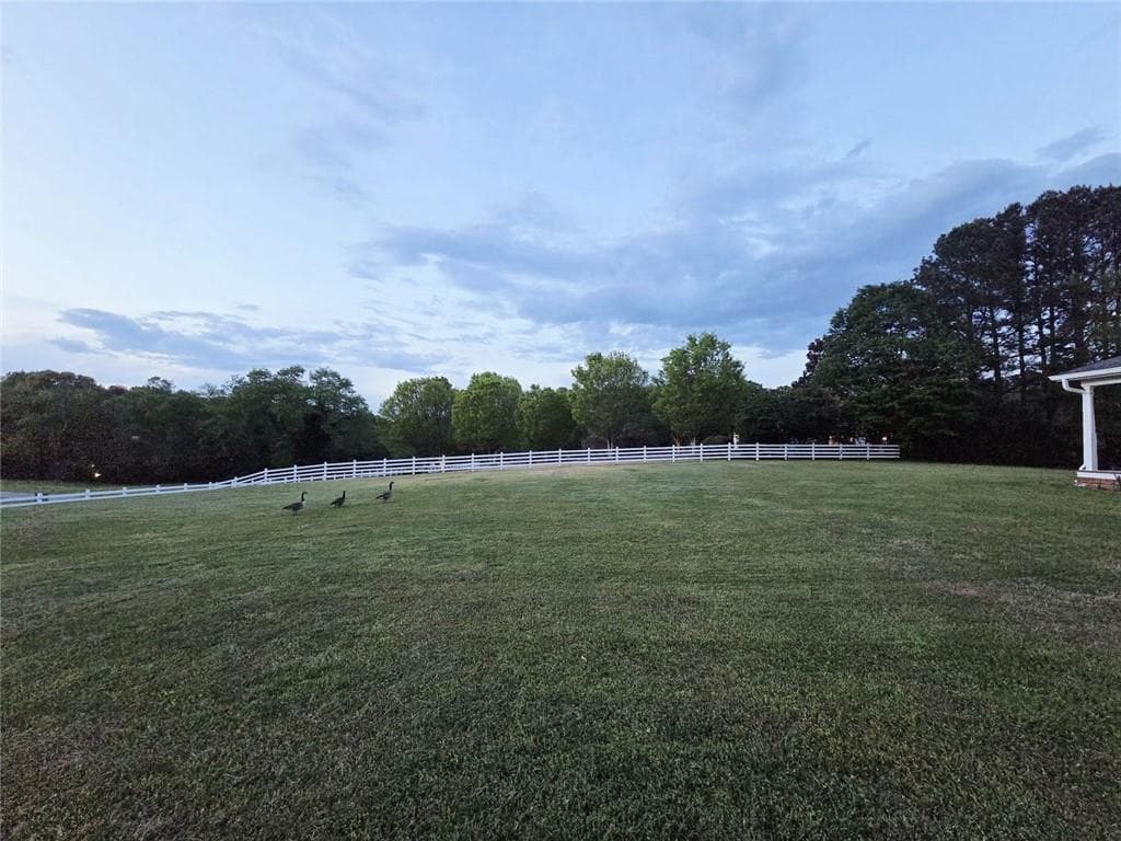 4 bedroom, 4 bathroom, 4,742 sq ft single family residence for sale at 1444 Doe Valley Drive, Lithonia, GA 30058 — photo 6