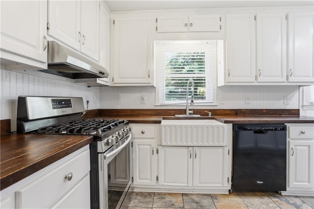 4 bedroom, 2 bathroom, 1,948 sq ft single family residence for sale at 418 Church Street, Bremen, GA 30110 — photo 9