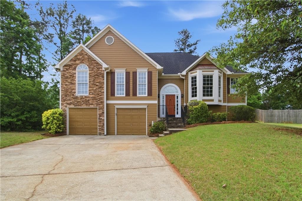 3 bedroom, 3 bathroom, 2,187 sq ft single family residence under contract at 149 Valleyside Drive, Dallas, GA 30157
