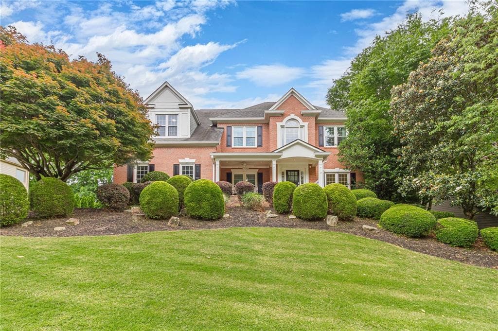 5 bedroom, 5 bathroom, 4,002 sq ft single family residence sold at 7640 Brookstead Crossing, Johns Creek, GA 30097