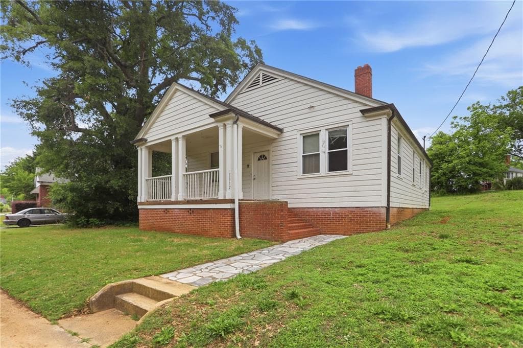 3 bedroom, 1 bathroom, 1,354 sq ft single family residence for sale at 3312 Bloomfield Avenue, Clarkdale, GA 30111 — photo 4