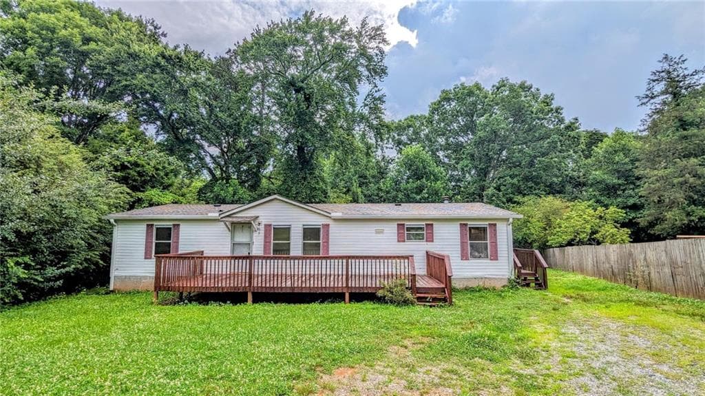 3 bedroom, 2 bathroom, 1,734 sq ft single family residence for rent at 99 Center Grove Drive, Cleveland, GA 30528 for $1,200 a month — photo 2