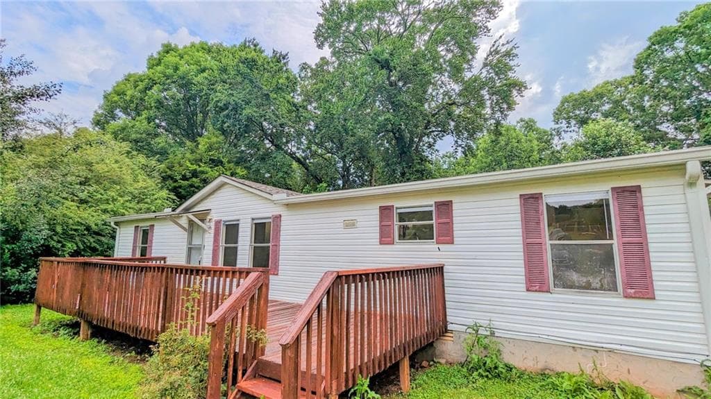3 bedroom, 2 bathroom, 1,734 sq ft single family residence for rent at 99 Center Grove Drive, Cleveland, GA 30528 for $1,200 a month — photo 3
