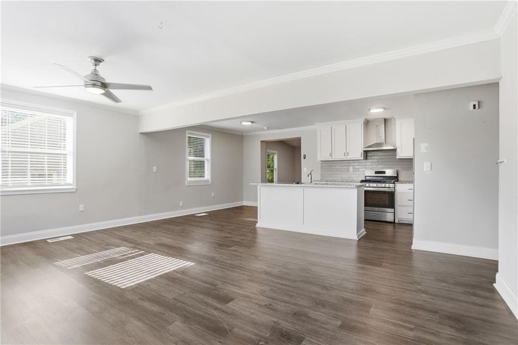 3 bedroom, 2 bathroom, 1,802 sq ft single family residence for sale at 1954 Wildwood Drive, Decatur, GA 30032 — photo 10