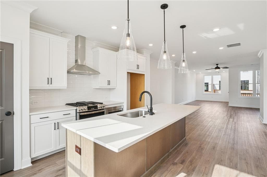 3 bedroom, 4 bathroom, 2,004 sq ft townhouse for sale at 646 Skytop Drive 150, Cumming, GA 30040 — photo 5