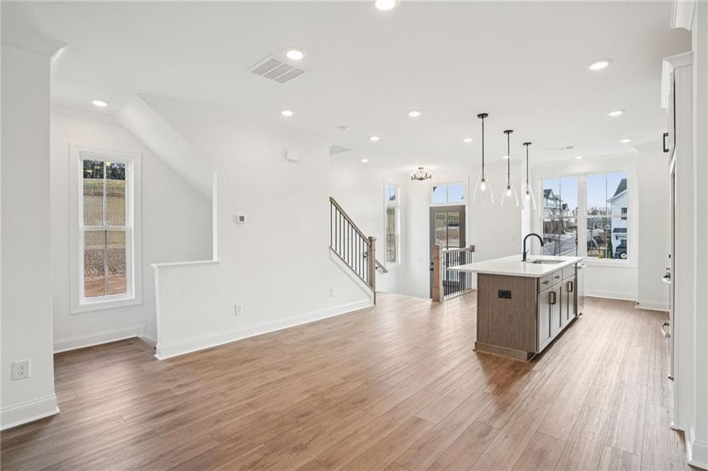 3 bedroom, 4 bathroom, 2,004 sq ft townhouse for sale at 646 Skytop Drive 150, Cumming, GA 30040 — photo 8