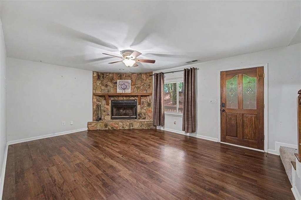 4 bedroom, 2 bathroom, 1,588 sq ft single family residence for sale at 251 Paces Lakes Drive, Dallas, GA 30157 — photo 9