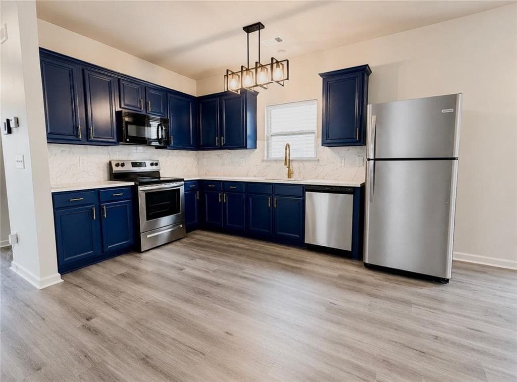 4 bedroom, 3 bathroom, 2,624 sq ft single family residence for sale at 3140 Tylerton Drive, Atlanta, GA 30311 — photo 5