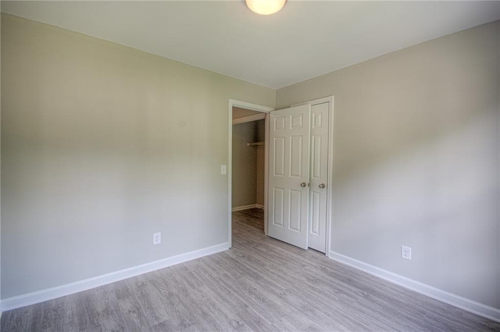 3 bedroom, 3 bathroom, 1,490 sq ft single family residence for sale at 3043 Saddle Creek Drive, Gainesville, GA 30507 — photo 9