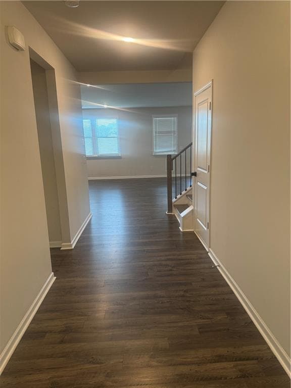 7 bedroom, 6 bathroom, 3,123 sq ft single family residence for rent at 719 Saffron Boulevard, Lawrenceville, GA 30045 for $4,500 a month — photo 3