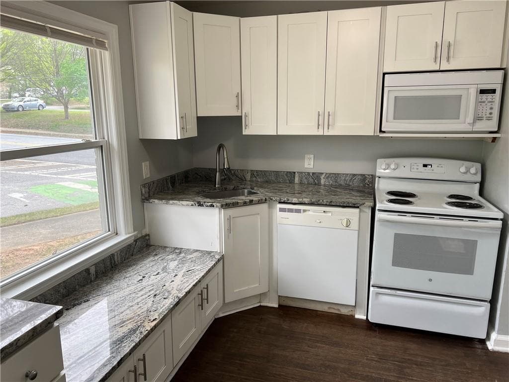 3 bedroom, 2 bathroom, 1,040 sq ft single family residence for rent at 1201 SW westview drive, Atlanta, GA 30310 for $2,050 a month — photo 8