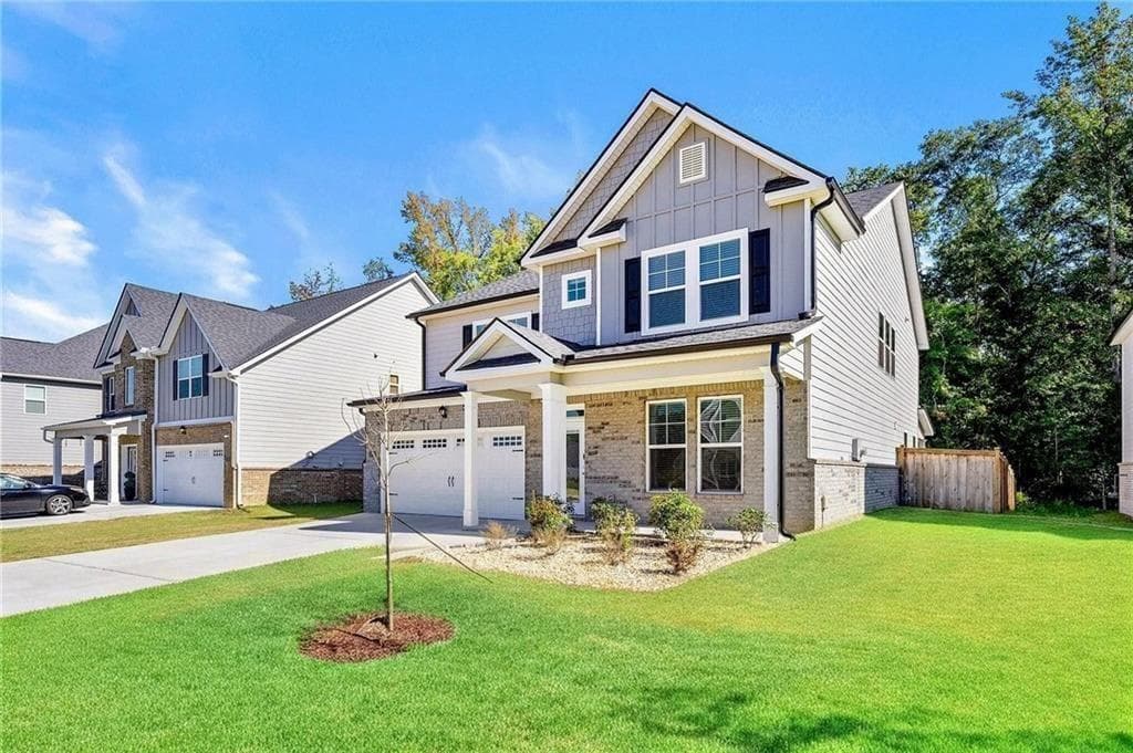 4 bedroom, 3 bathroom, 3,342 sq ft single family residence for sale at 13768 Whitman Lane, Covington, GA 30014 — photo 3