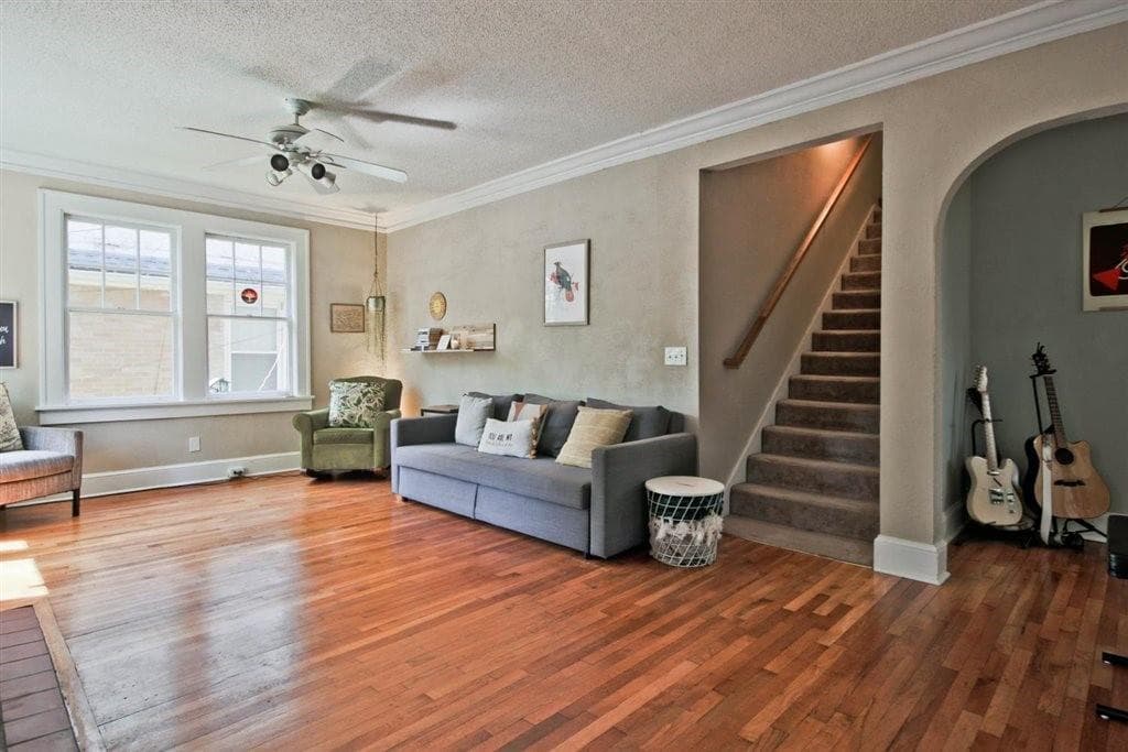 5 bedroom, 2 bathroom, 1,879 sq ft single family residence under contract at 1405 Hartford Avenue, Atlanta, GA 30310 — photo 7