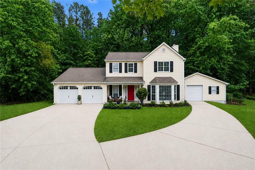 4 bedroom, 4 bathroom, 2,320 sq ft single family residence for sale at 4002 Baywatch Cove, Acworth, GA 30101