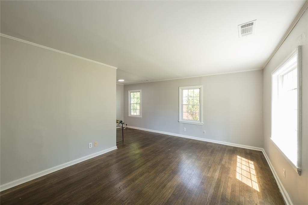 2 bedroom, 1 bathroom, 910 sq ft single family residence for rent at 1295 Westmont Road, Atlanta, GA 30311 for $1,350 a month — photo 4