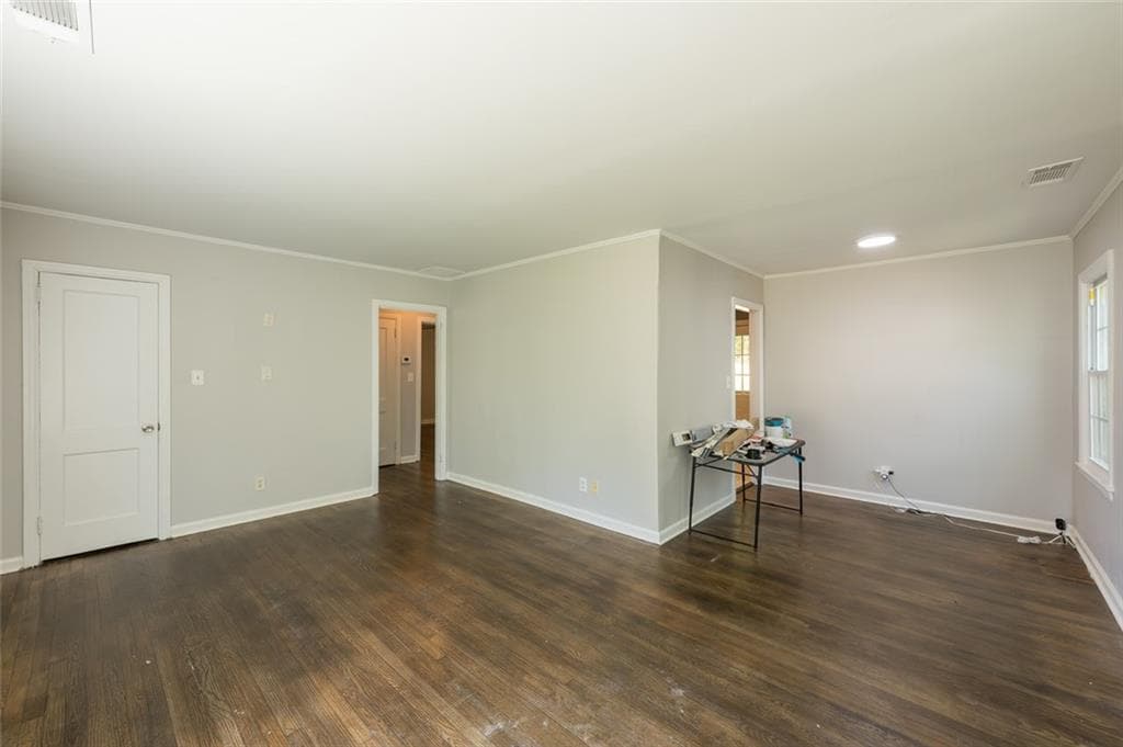2 bedroom, 1 bathroom, 910 sq ft single family residence for rent at 1295 Westmont Road, Atlanta, GA 30311 for $1,350 a month — photo 5